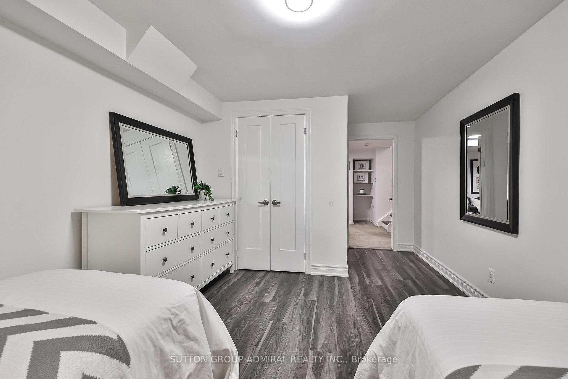 256 Torresdale Avenue photo 38