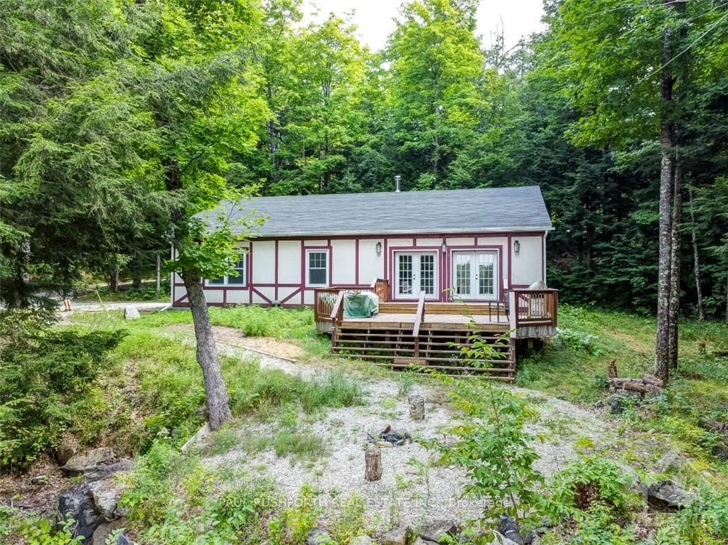 150 IZATT LAKE Road photo 4