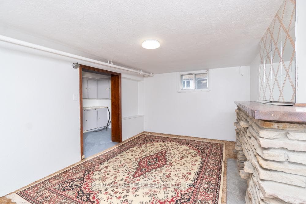 198 Woodville Avenue photo 33