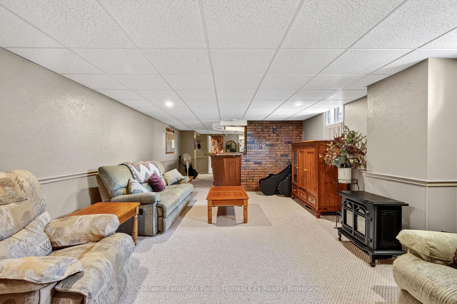 30 Mohawk Crescent photo 32