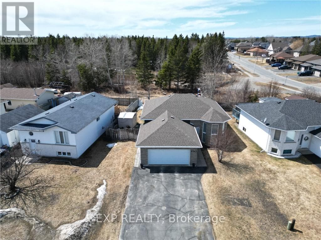 4343 Chateau Crescent photo 37