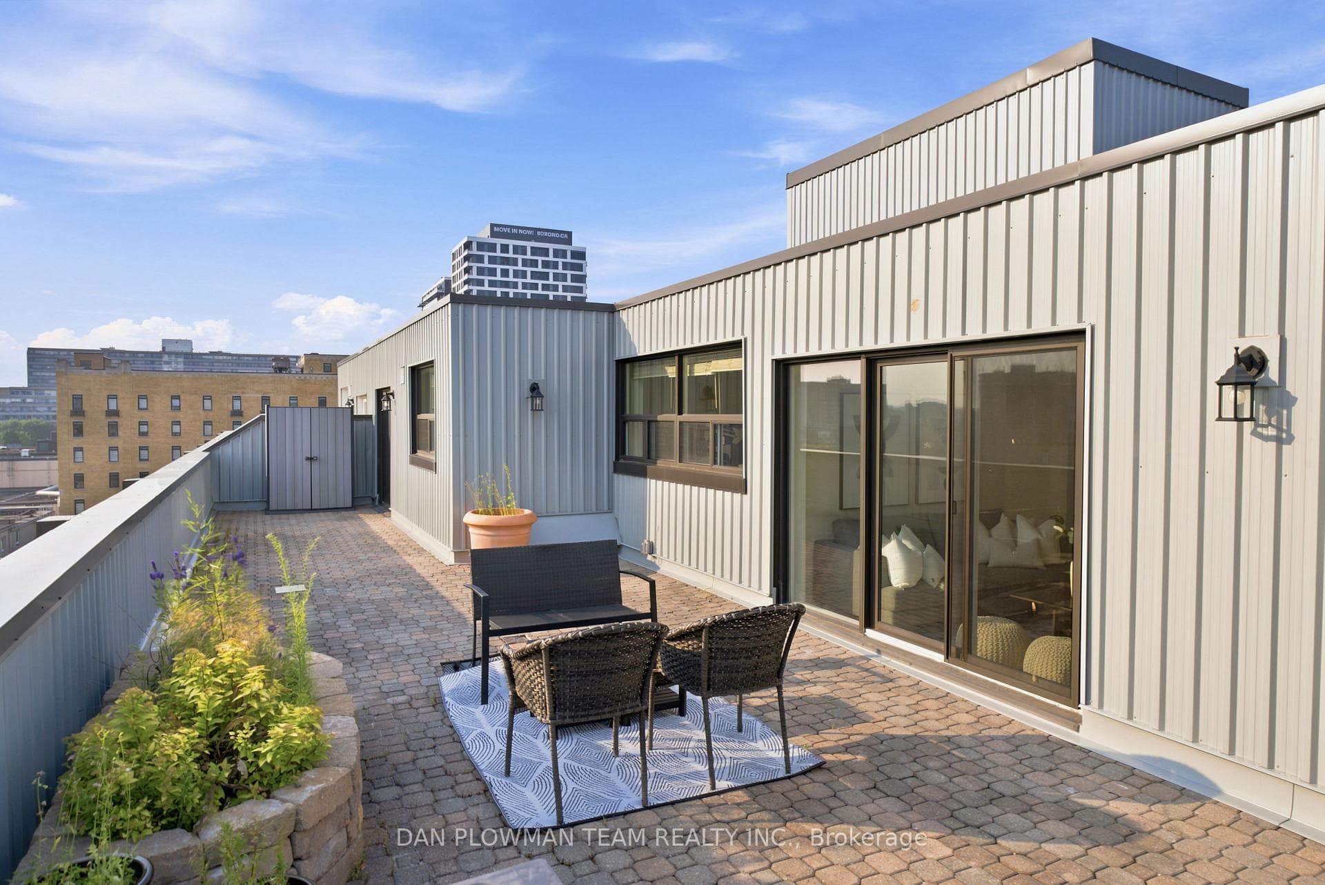 80 Athol Street Unit 702 photo 35