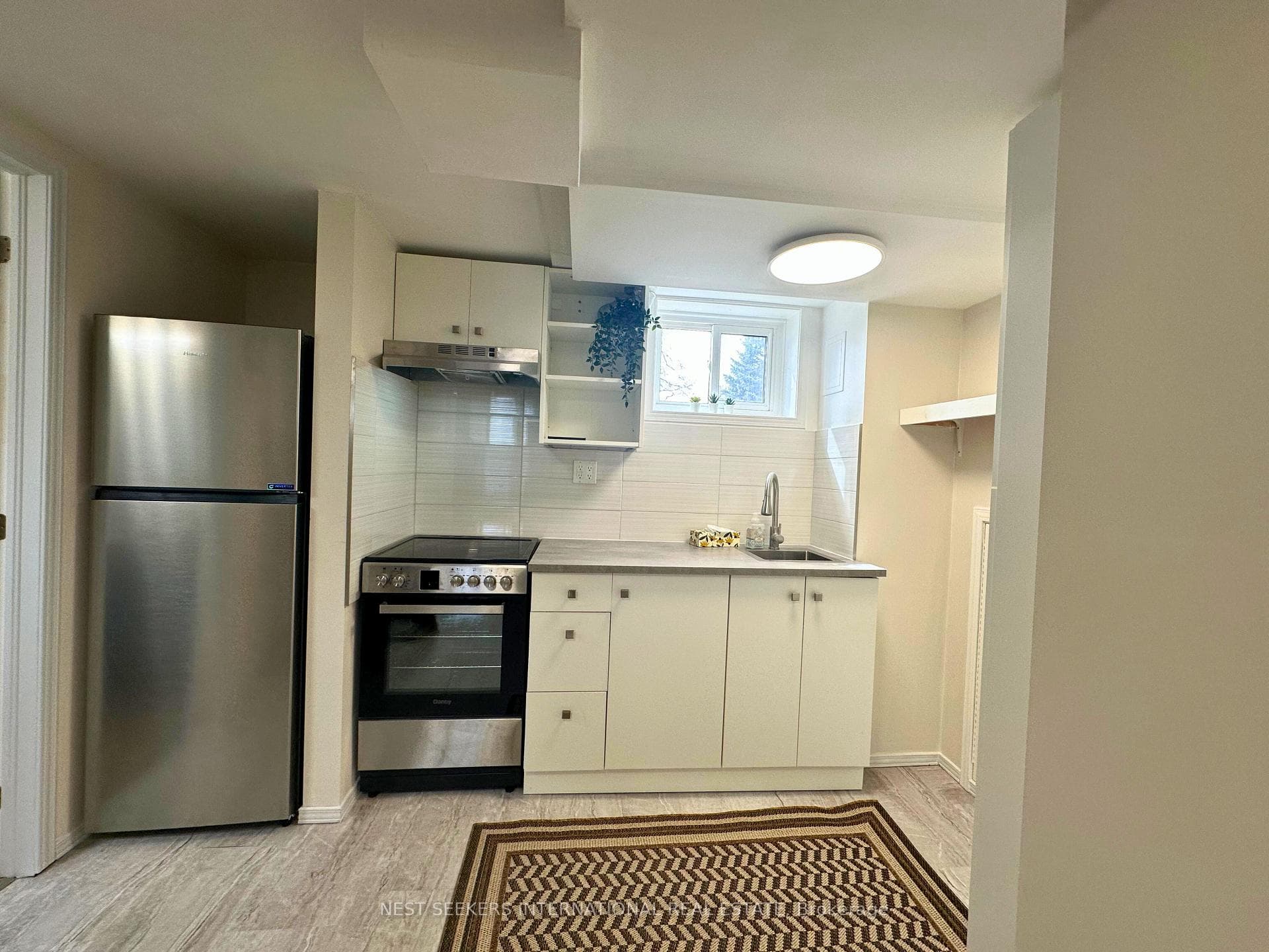 494 Oshawa Boulevard photo 3