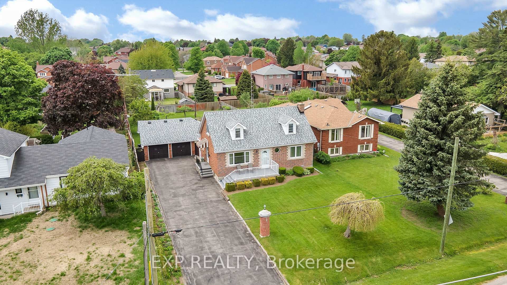 46 Darlington Boulevard photo 35