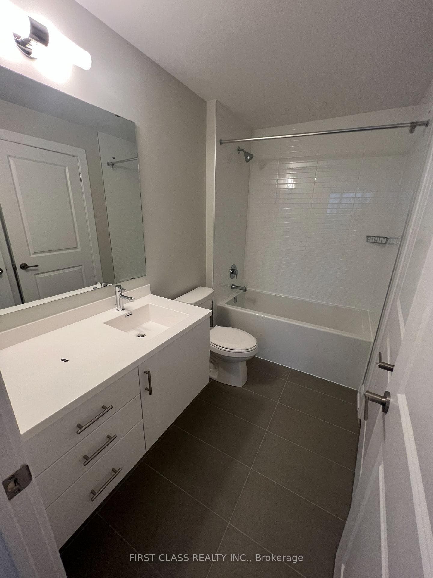 3200 william coltson Avenue Unit 812 photo 18
