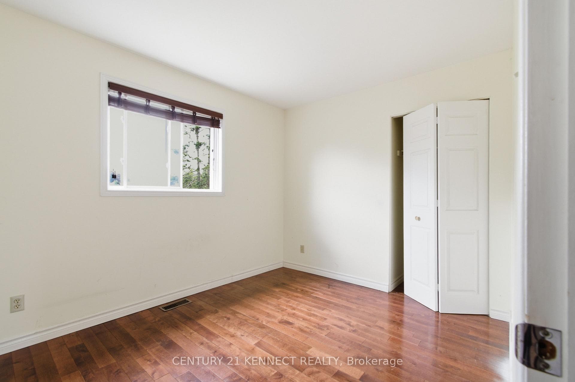 848 Fairlawn Avenue photo 22
