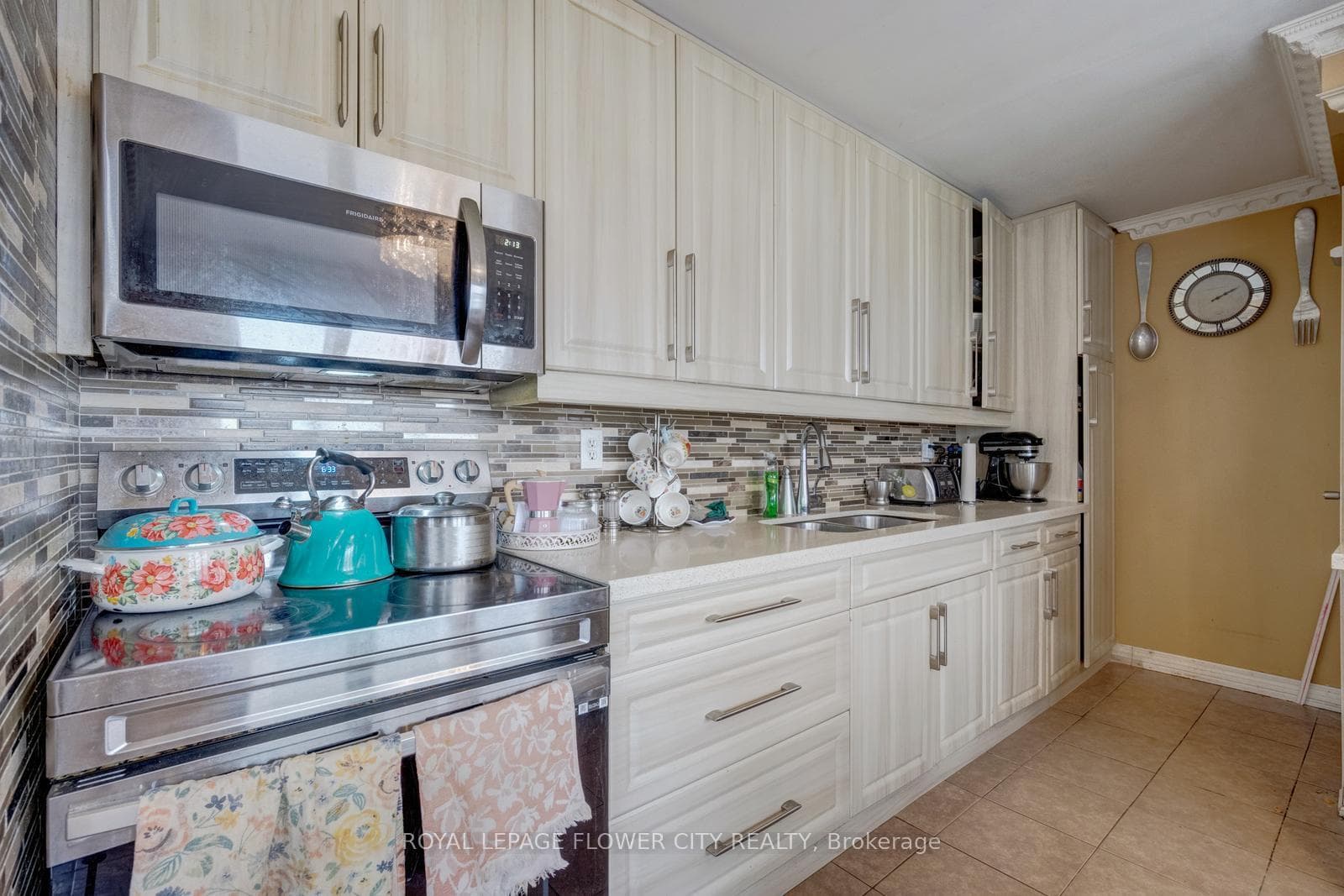 20 N Alarton Street photo 10