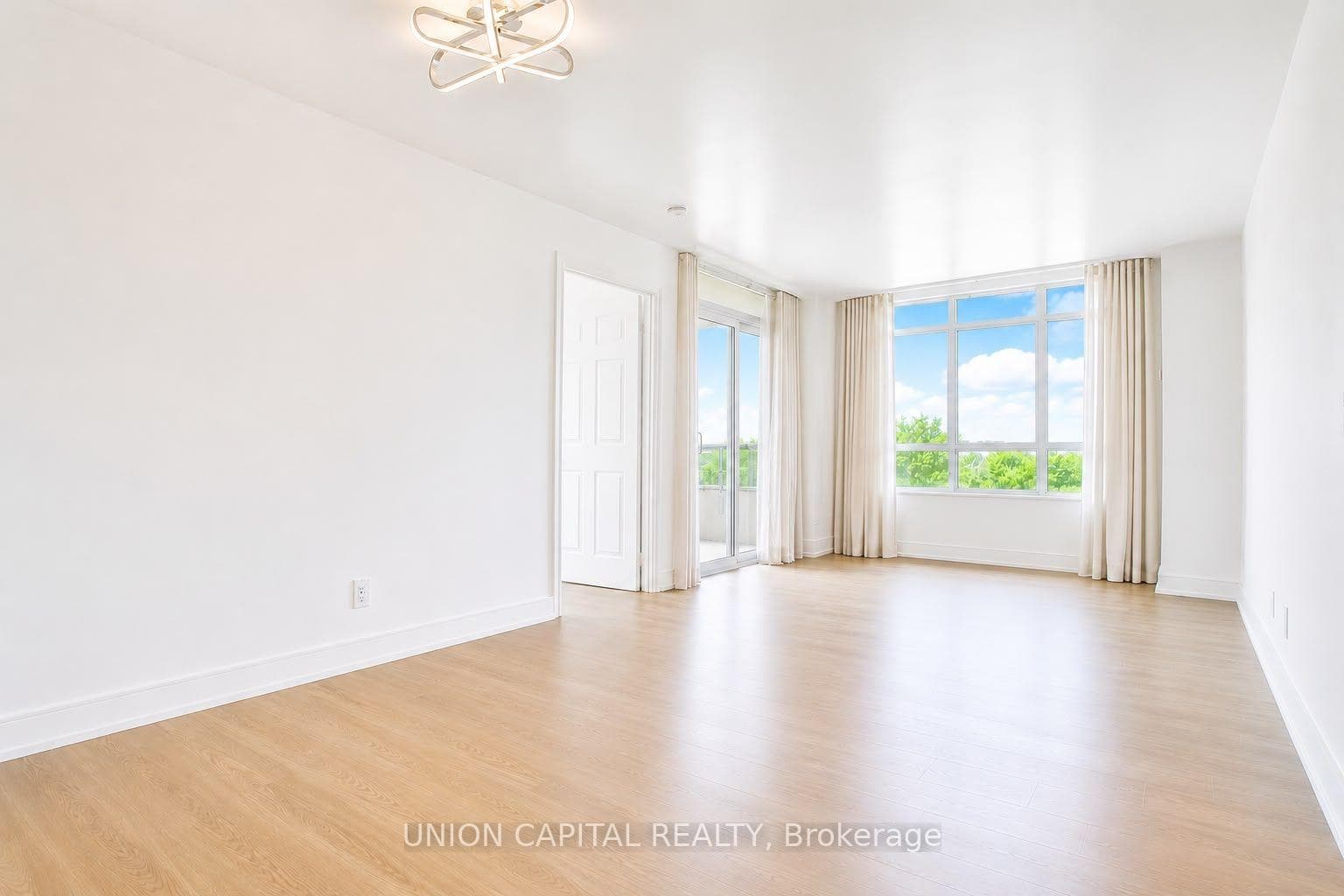 710 Humberwood Boulevard Unit 213 photo 3