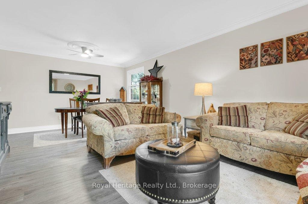 Living/ Dining room