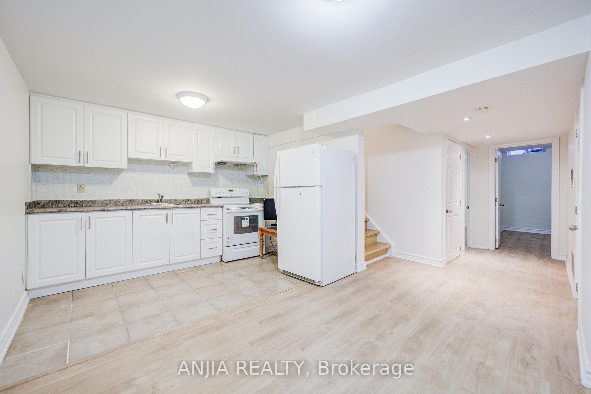 8 Barnwell Drive photo 35