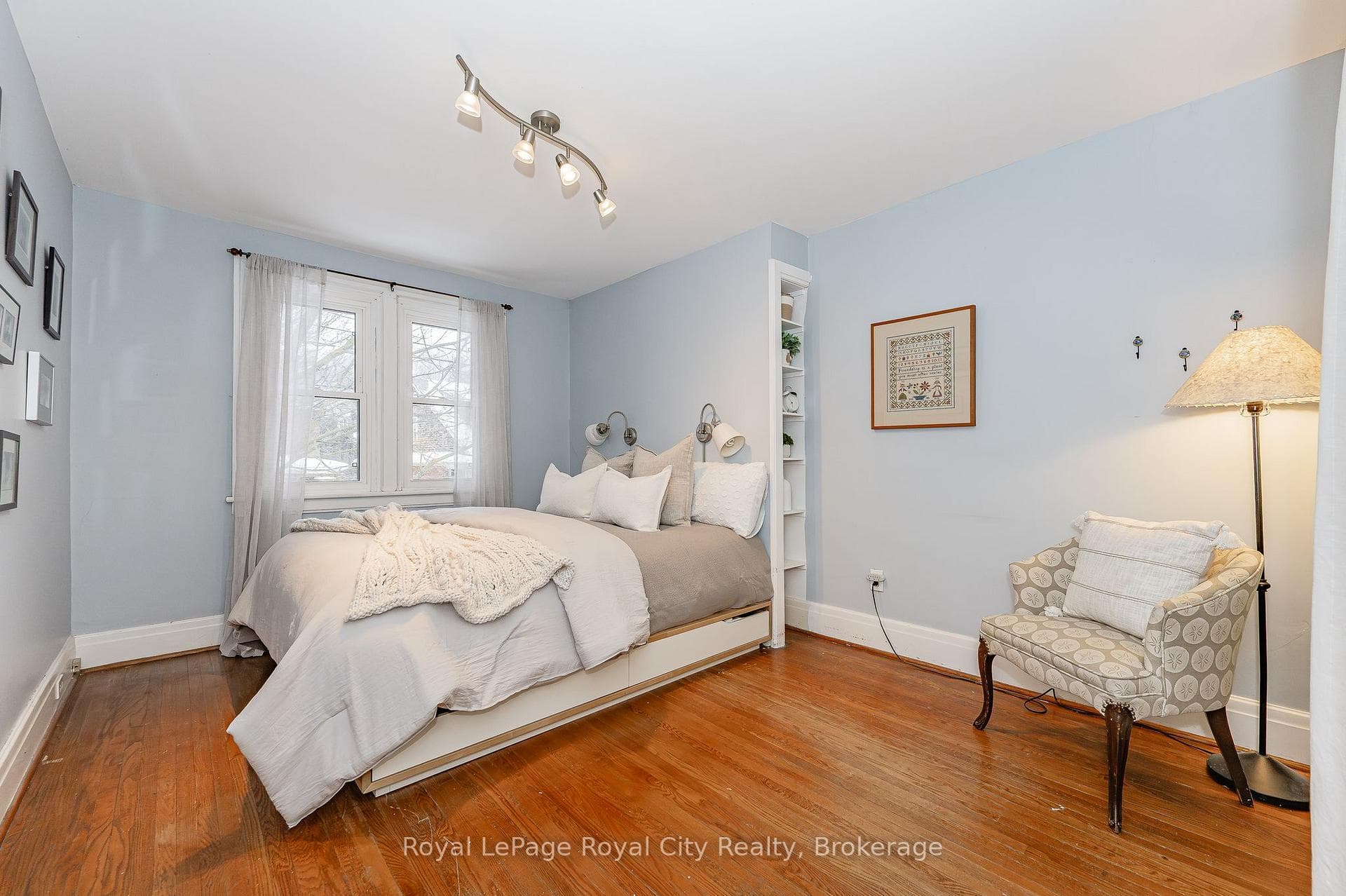 16 Mitchell Street photo 15