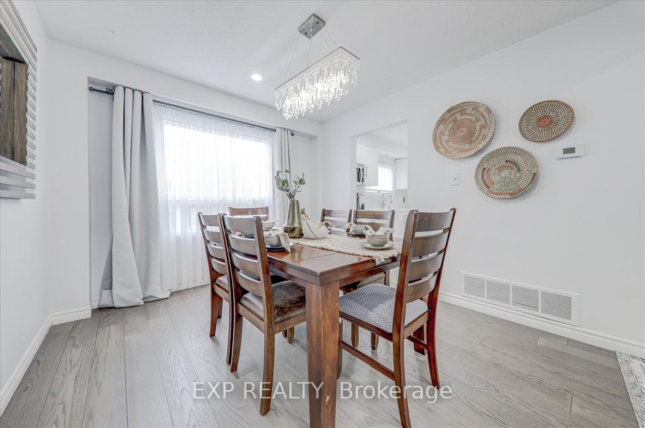 812 White Ash Drive photo 6