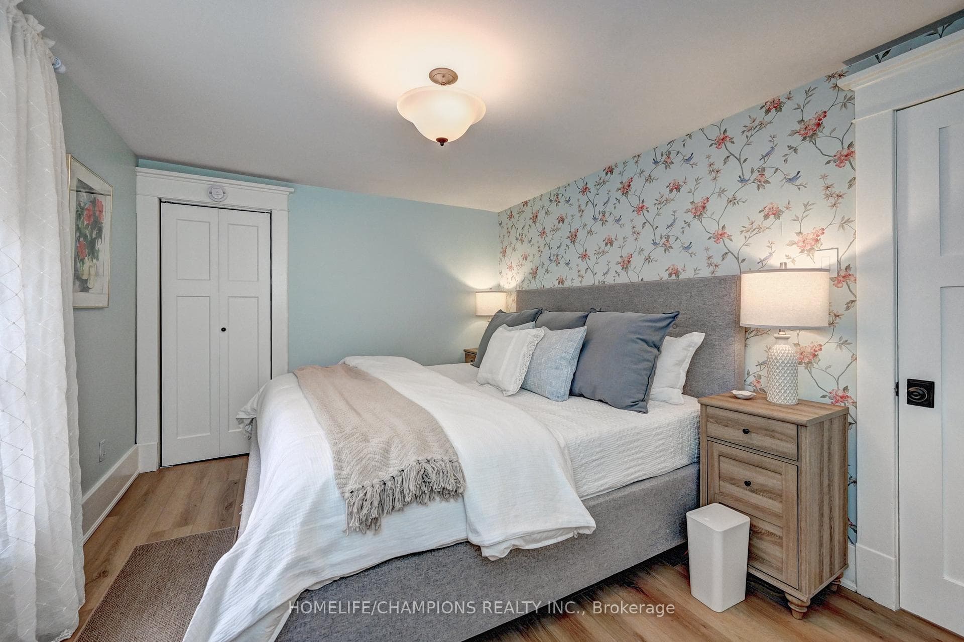 98 McNaughton Street photo 34