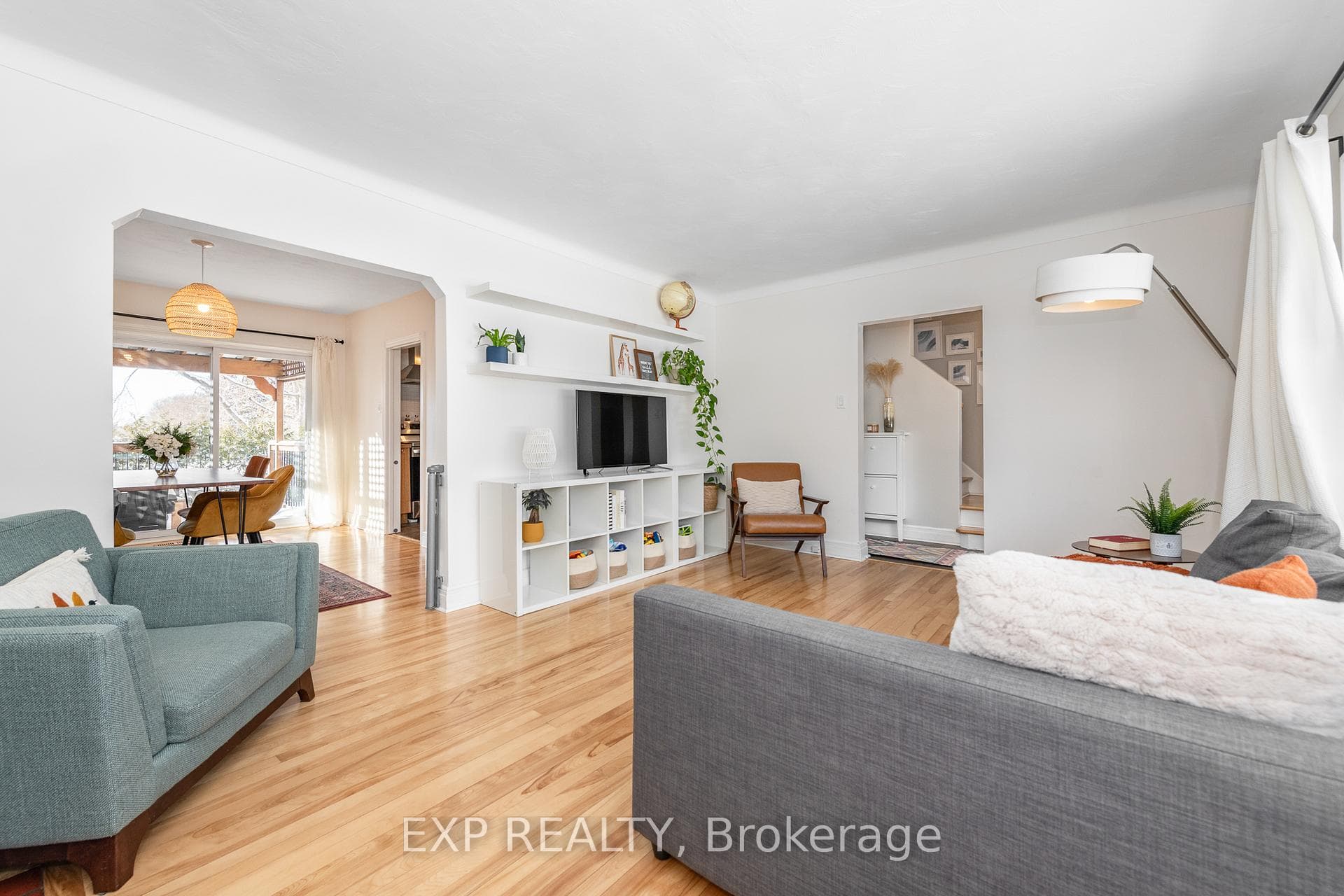 524 Wolffdale Crescent photo 8