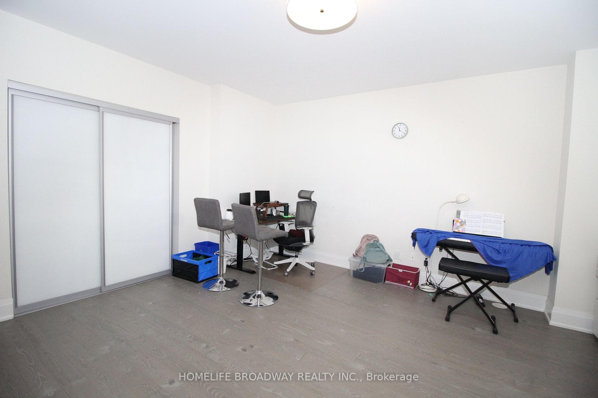 392 Highway 7 N/A Unit Th7 photo 9