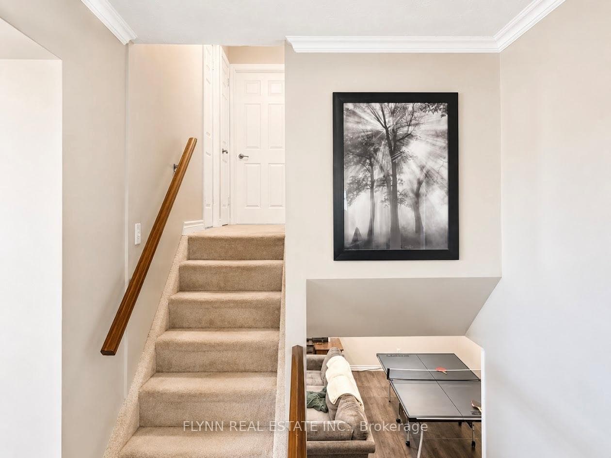 7763 Swan Street photo 13