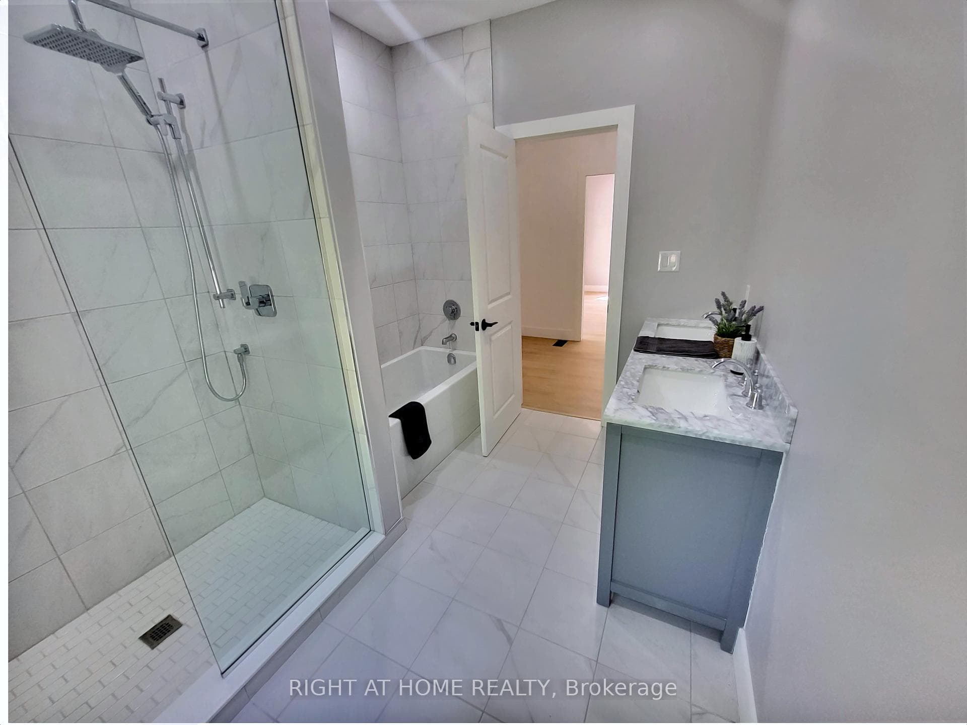 187 Lakeview Drive photo 14