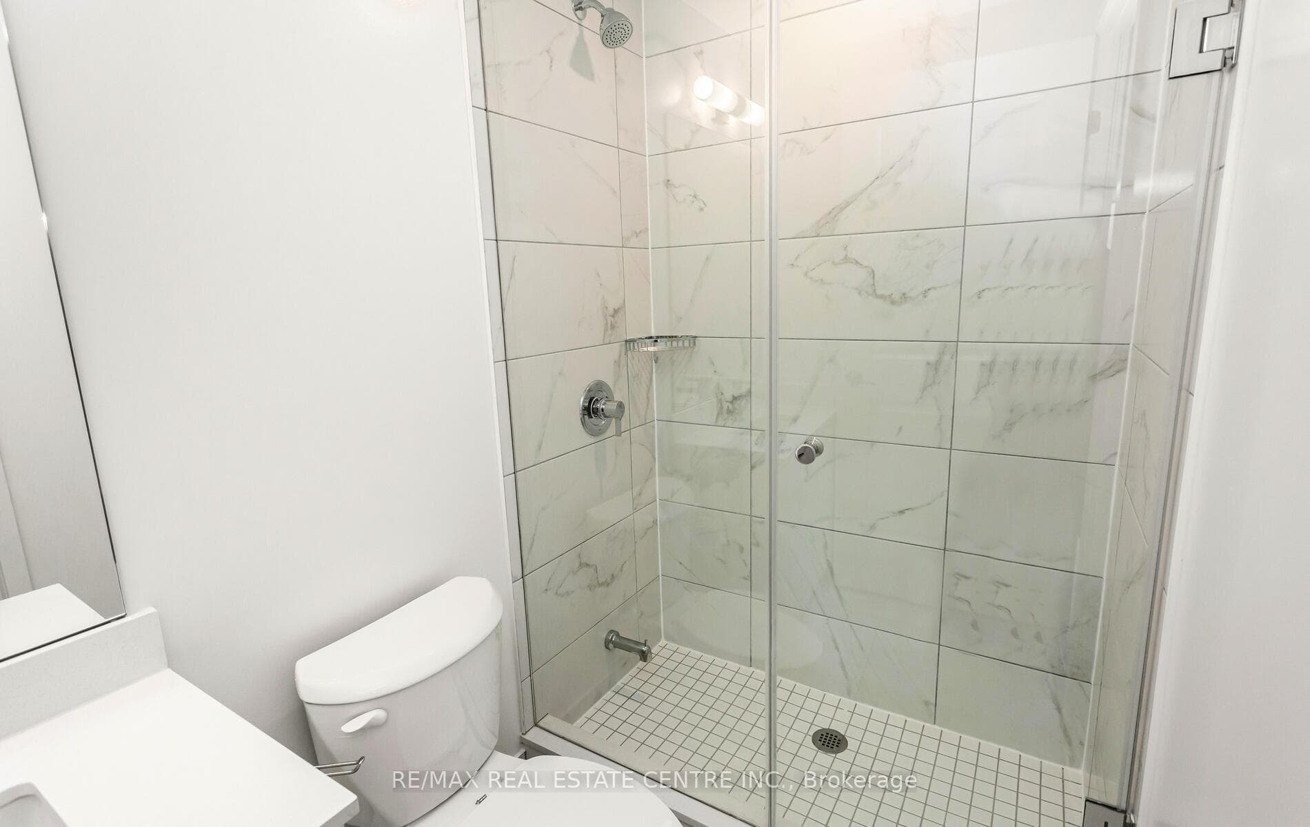 204 Burnhamthorpe Road Unit 1307E photo 20