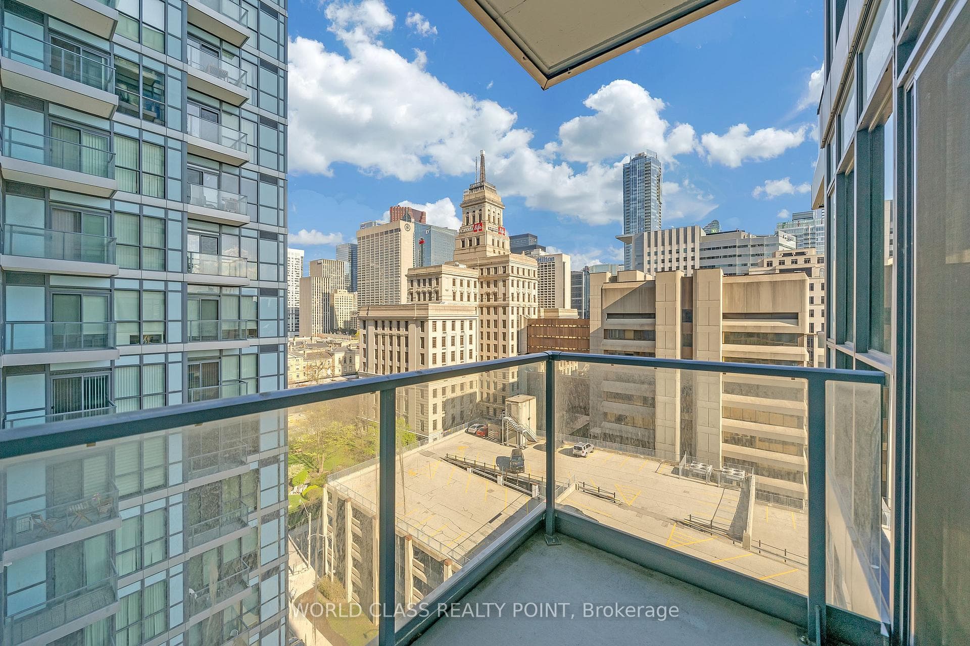 210 Simcoe Street Unit 1202 photo 14