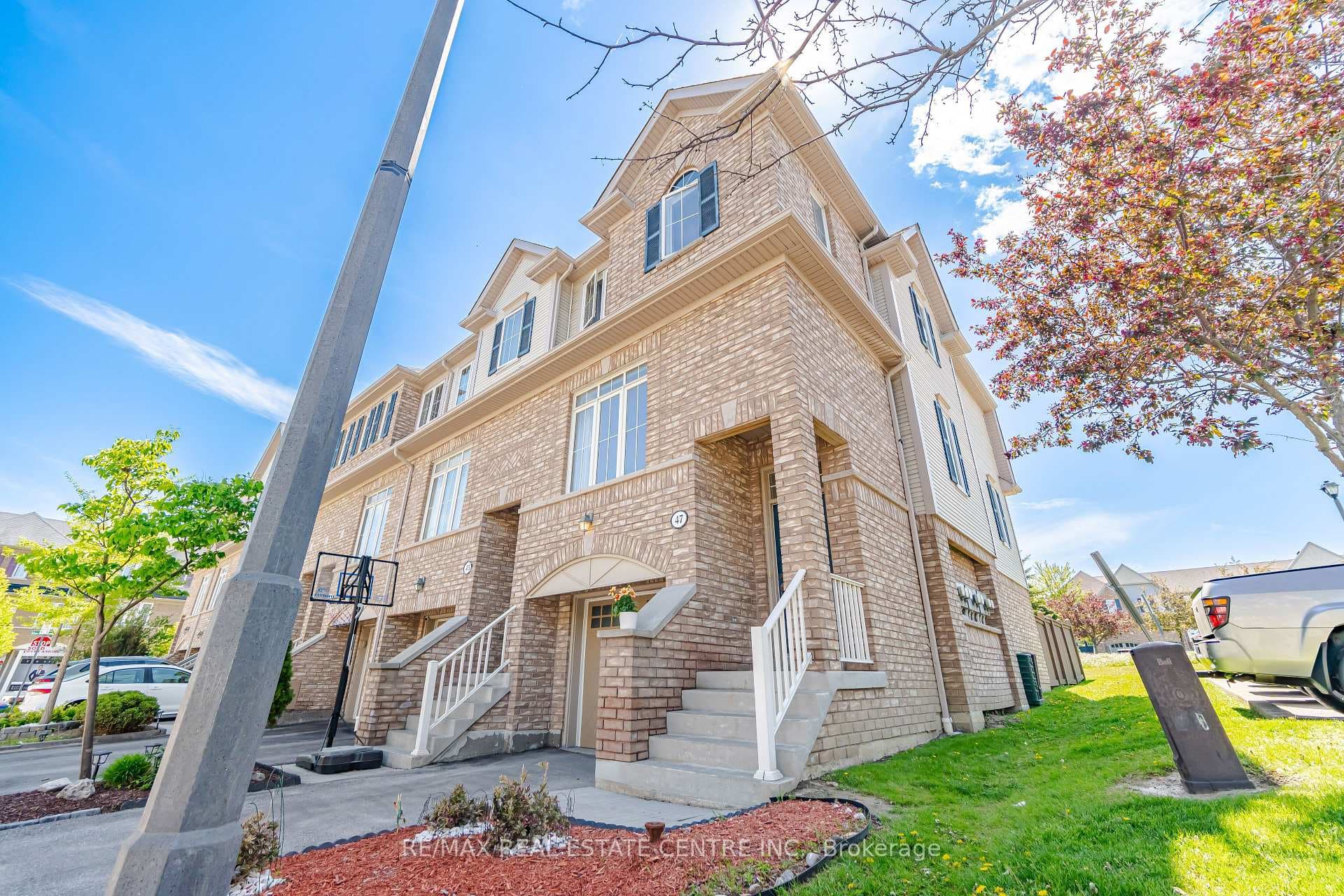 47 Martinworth Lane photo 3