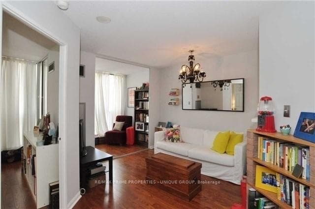 24 Wellesley Street Unit 1508 photo 5