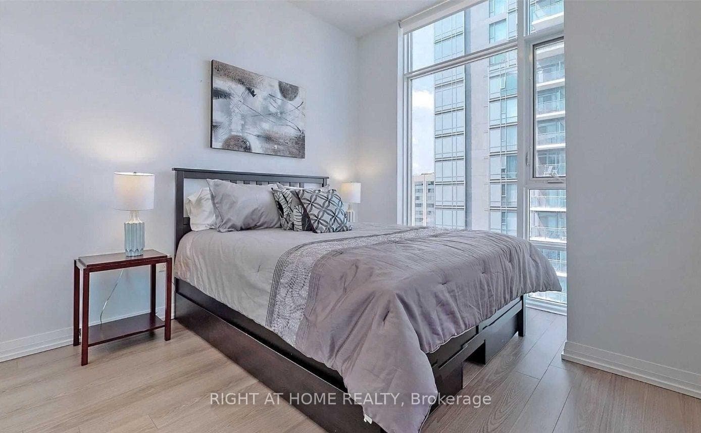 55 Ann O'Reilly Road Unit PH23 photo 7