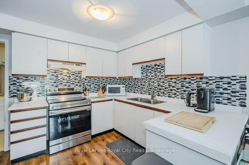 460 Janefield Avenue Unit 229 photo 15