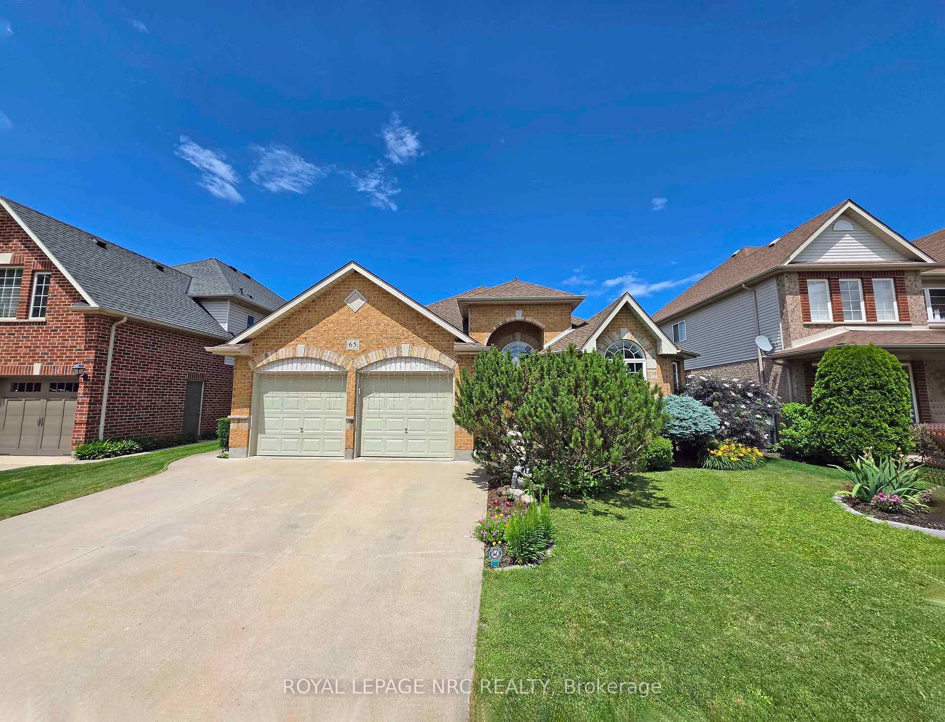 65 MCCAFFERY Crescent photo 49