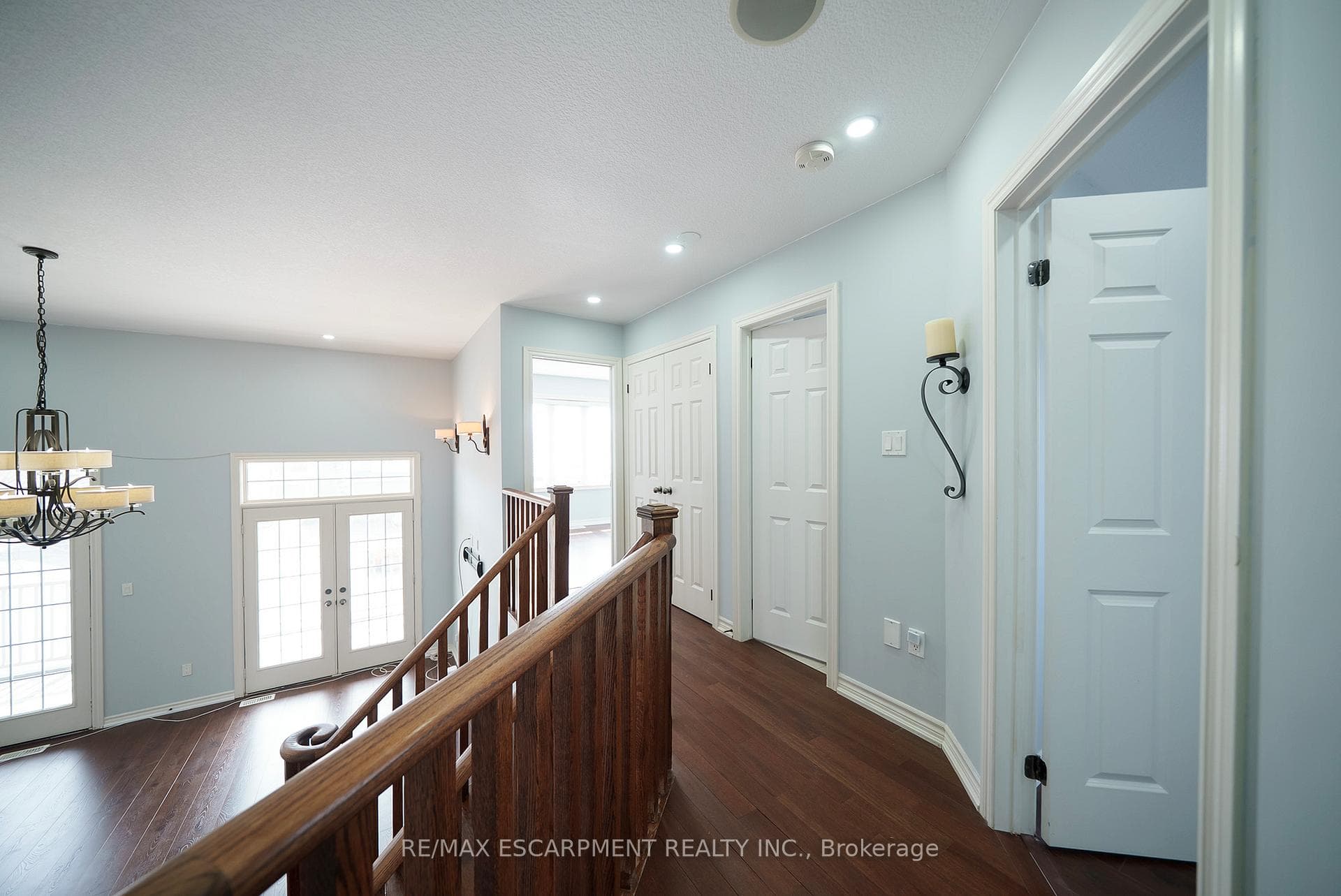 306 Blackburn Drive photo 26