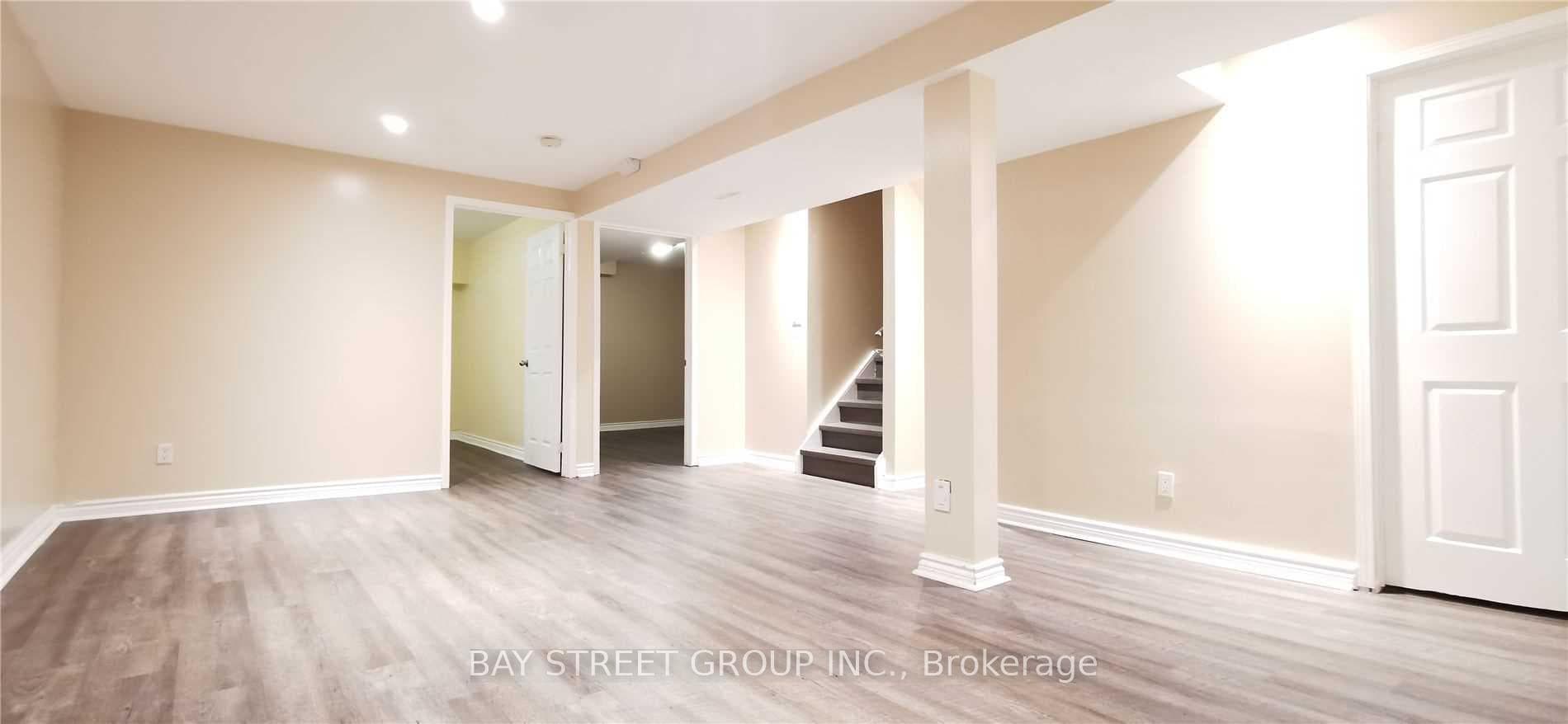 102 Patrice Crescent photo 27