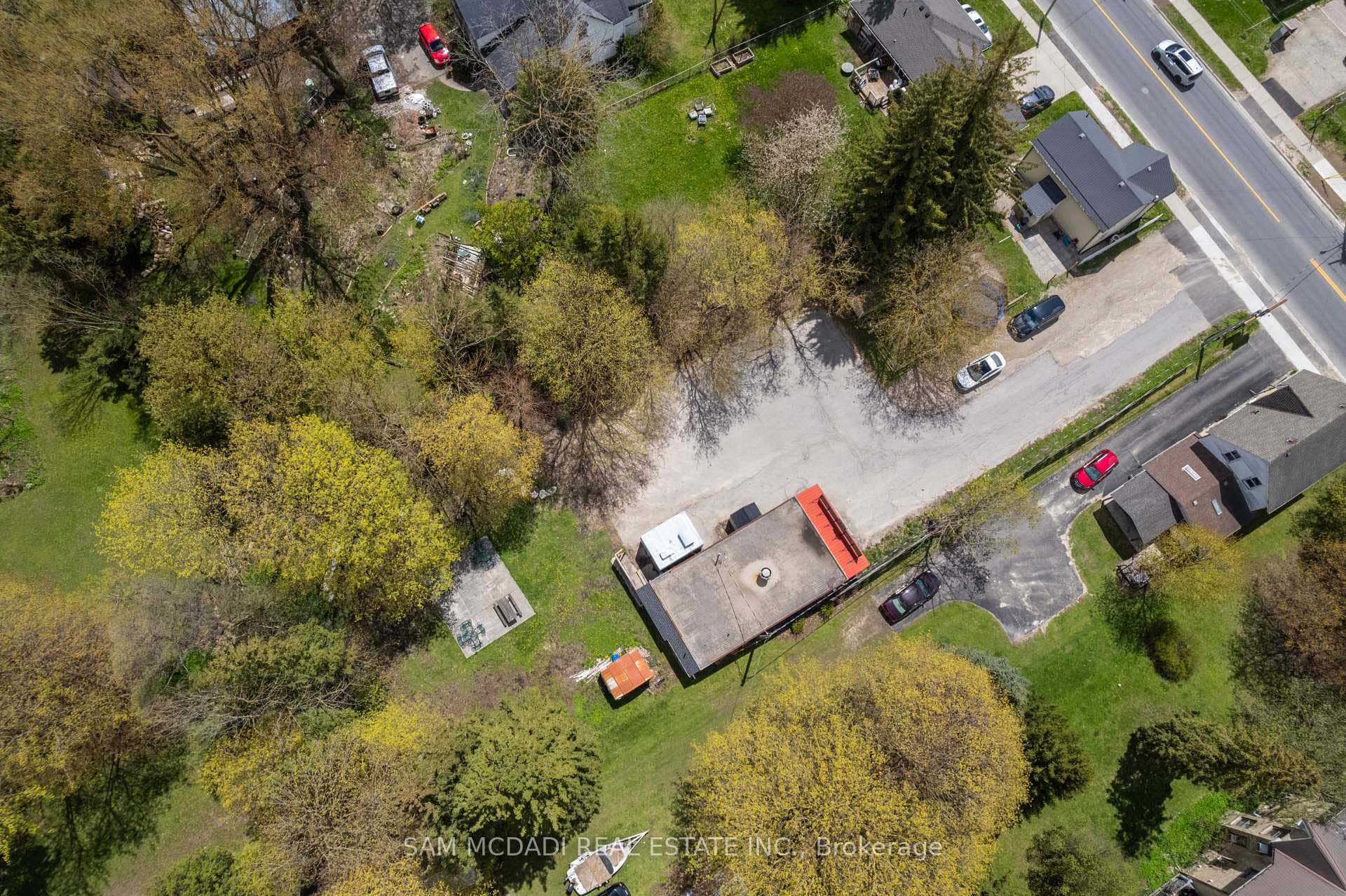 360 MAIN Street photo 11