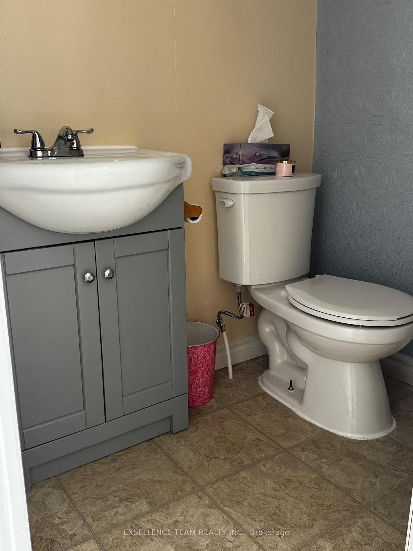 302 Seventh Street photo 11