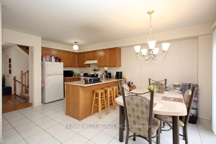427 Huntington Ridge Drive photo 8
