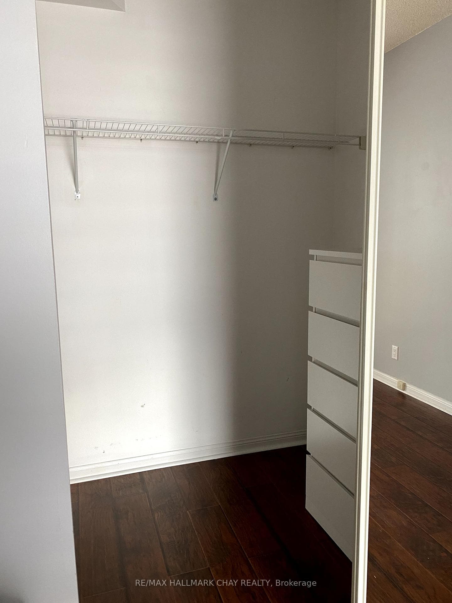 65 Ellen Street Unit 1504 photo 8