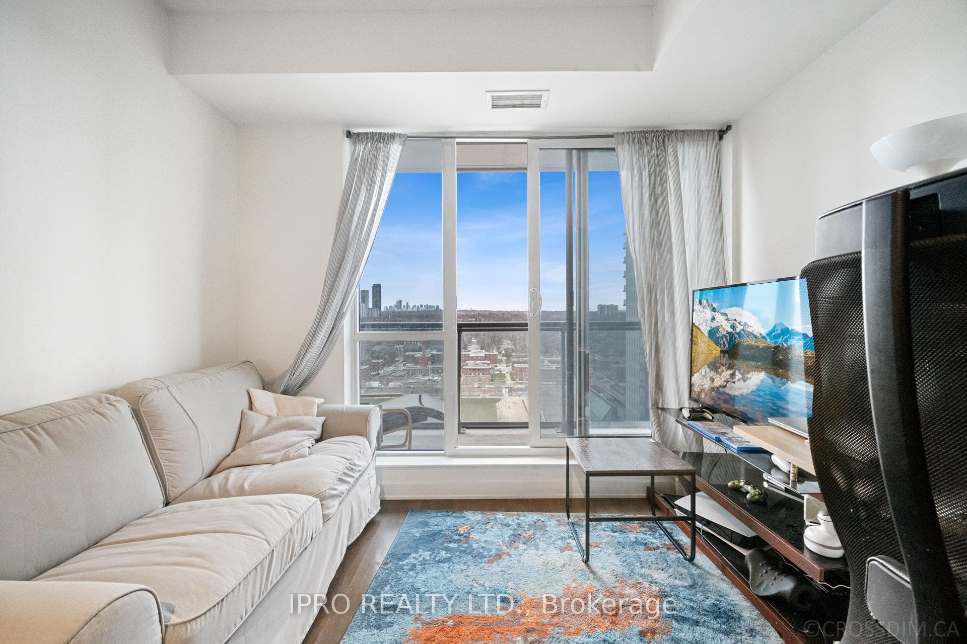 55 Regent Park Boulevard Unit 1710 photo 6