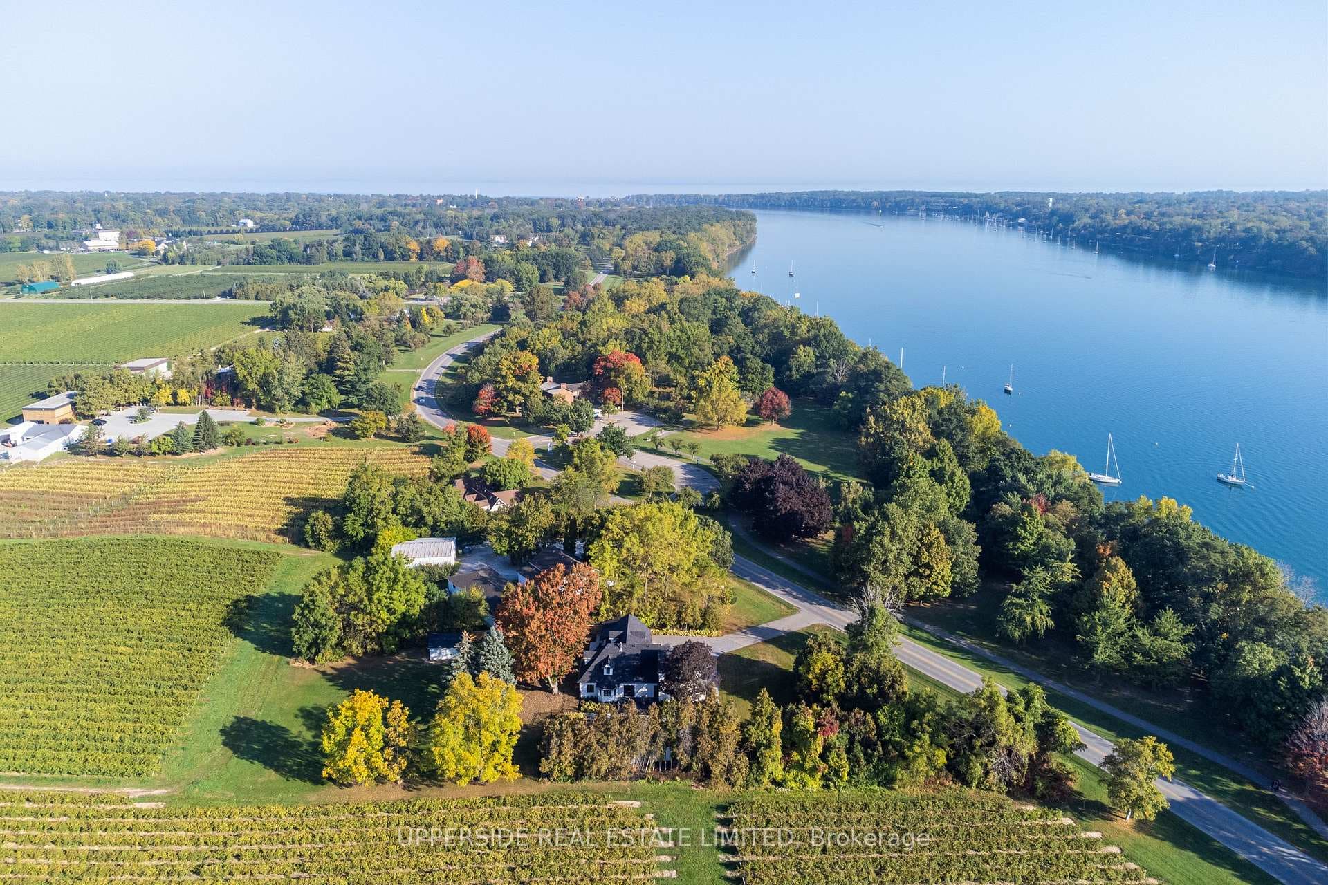 15886 Niagara Parkway photo 50