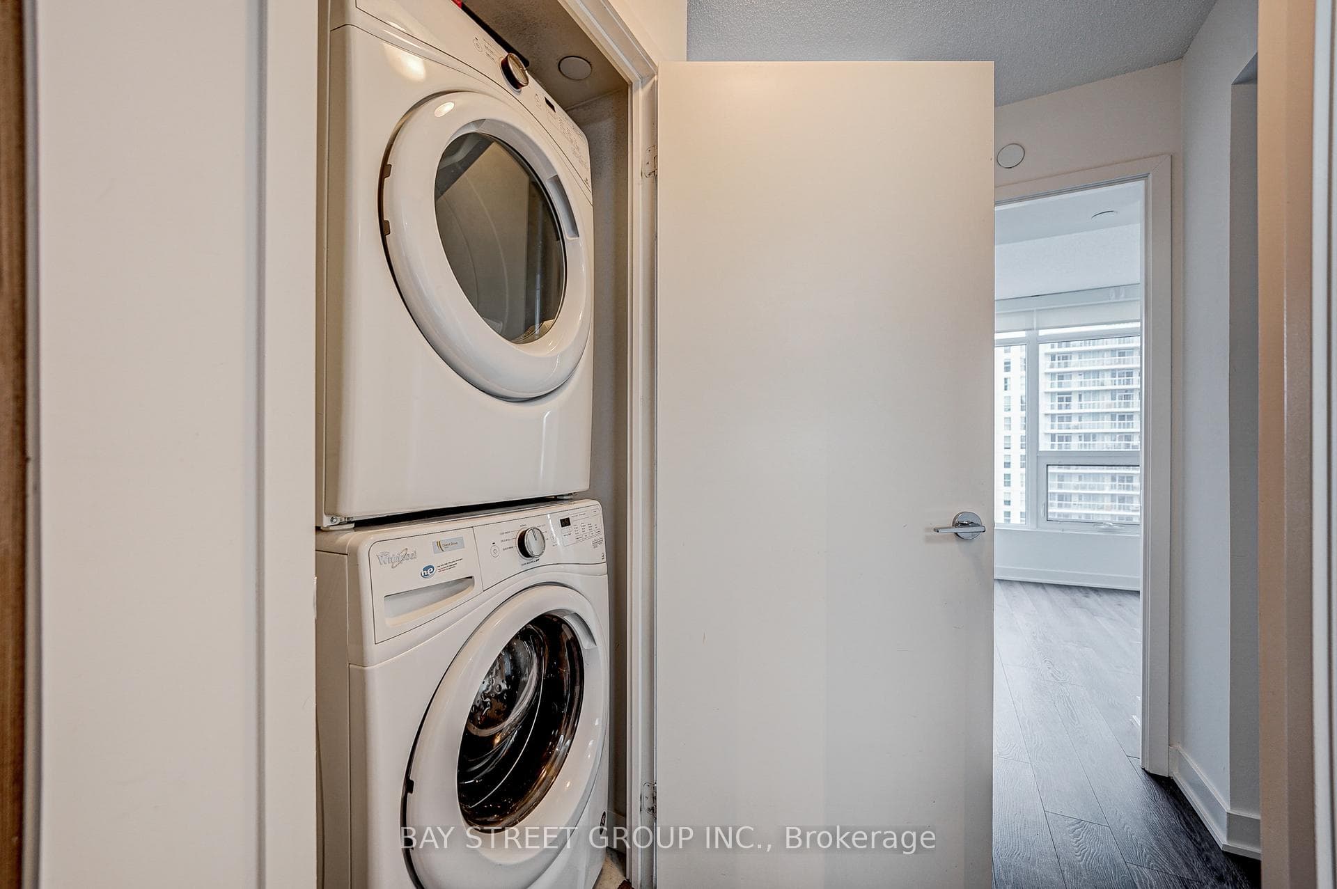 70 Queens Wharf Road Unit 1612 photo 36