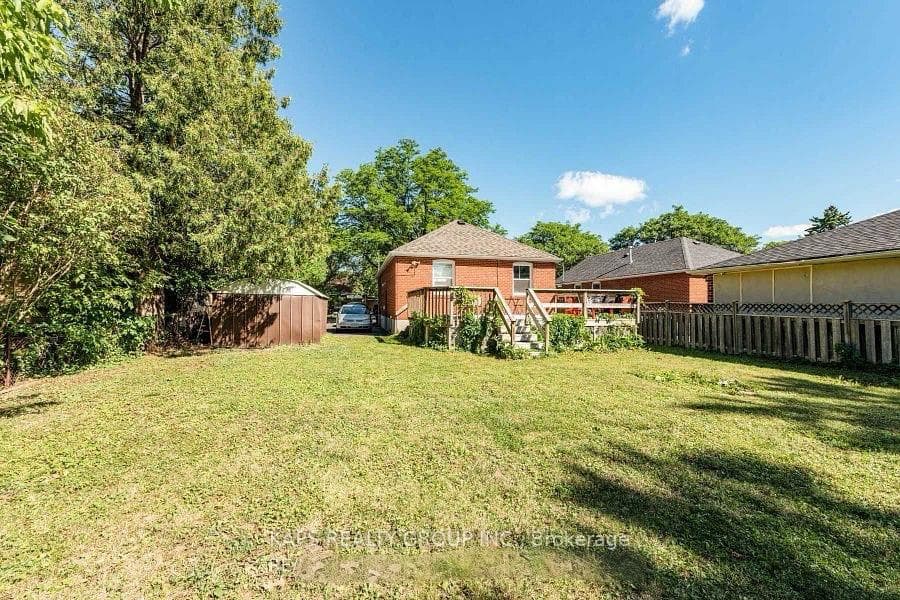55 Bainbridge Avenue Unit Bsmt photo 20