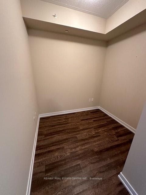 35 Southshore Crescent Unit 303 photo 7