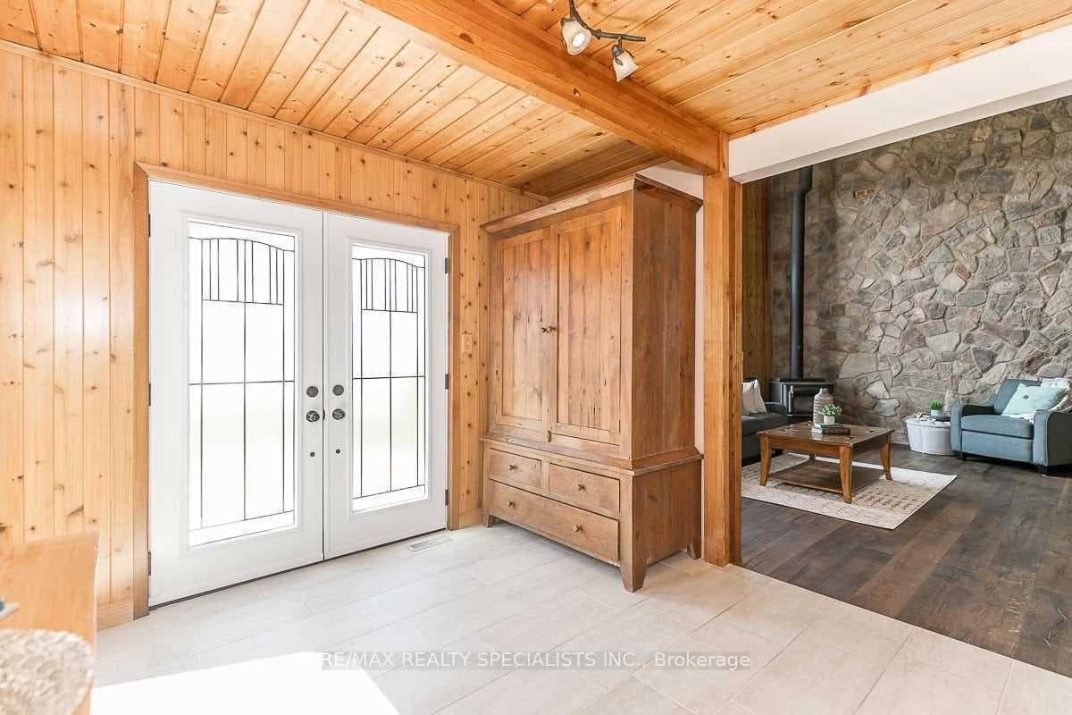 14375 Kennedy Road photo 5