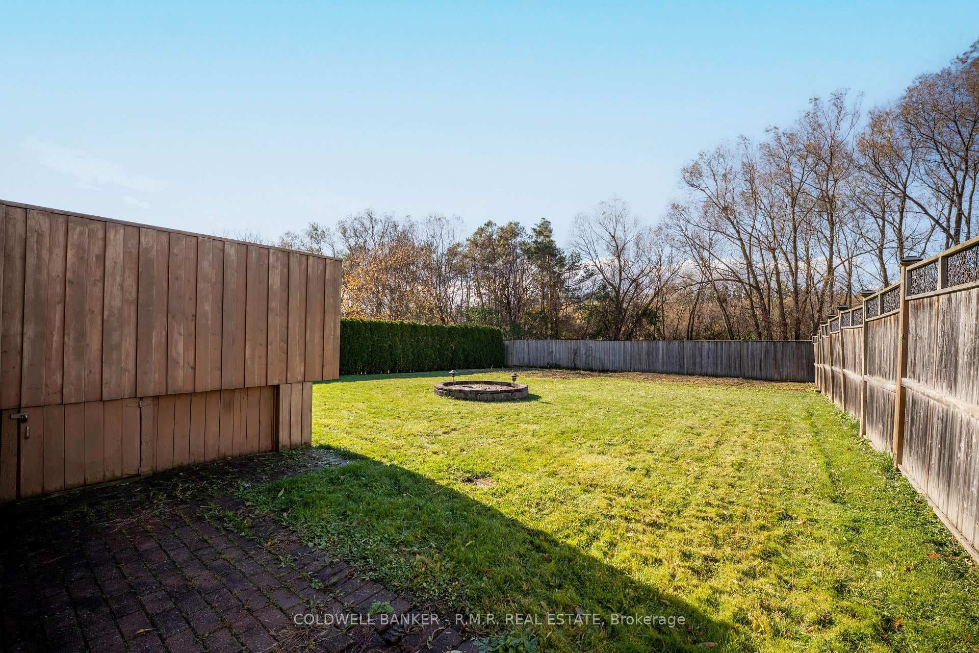 118 Waverly Street photo 27