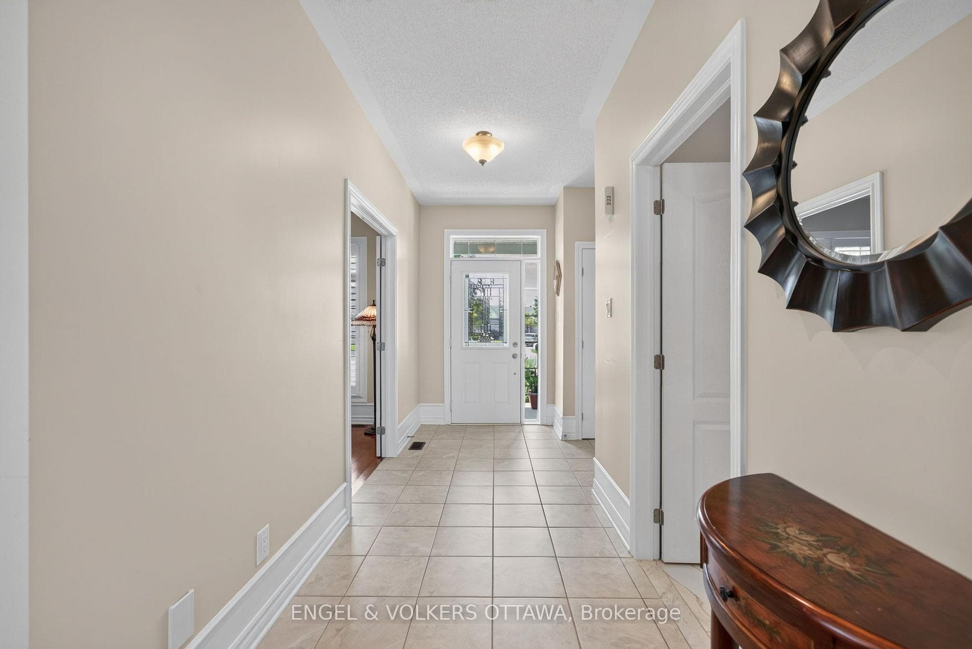 106 Equinelle Drive photo 3