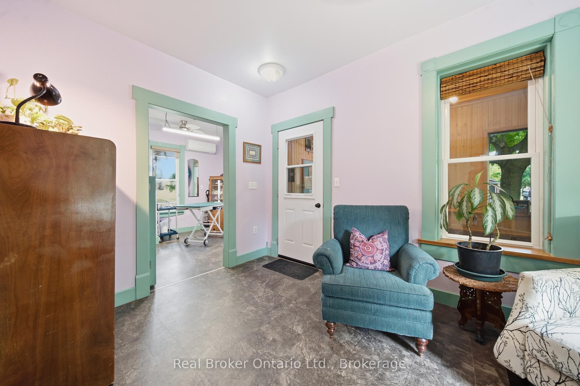 3050 Patrick Street photo 8