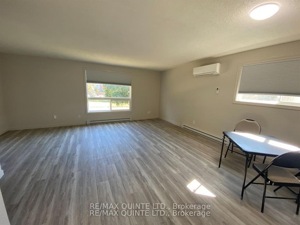 2 Village Drive Unit 6 photo 6
