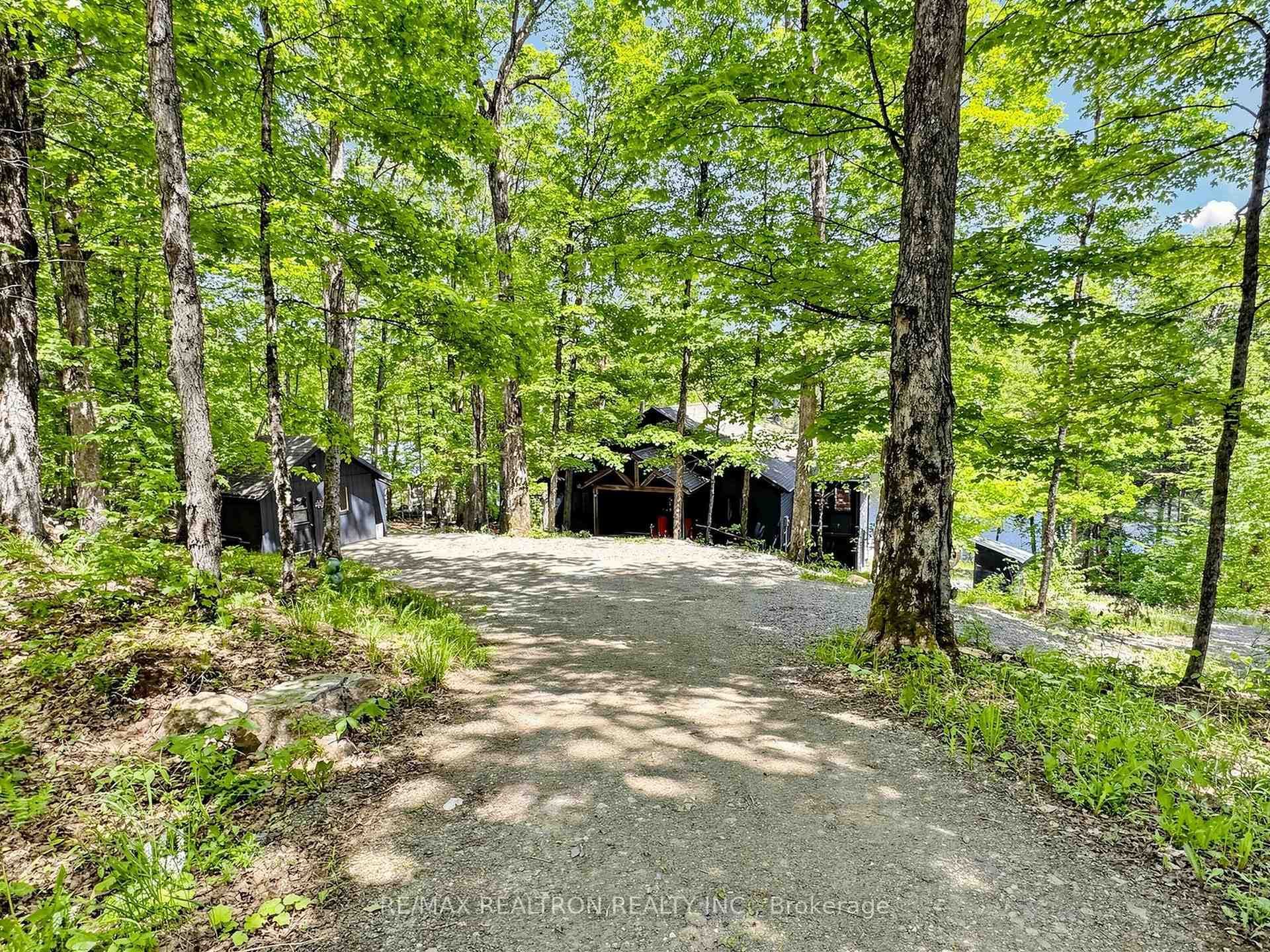 1575 Rugged Lane photo 21