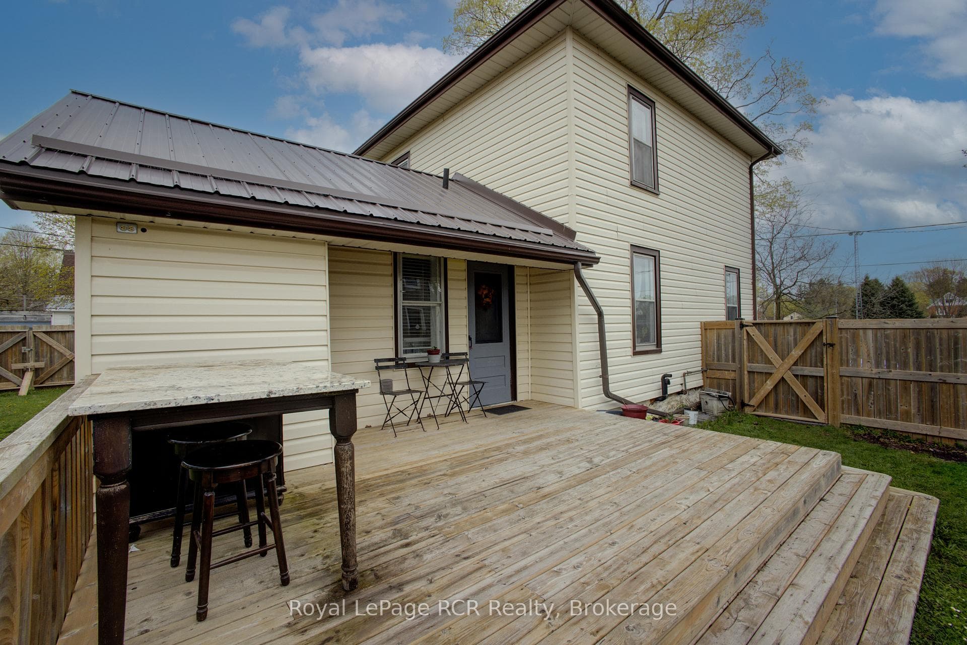 58 Mccutcheon Drive photo 24