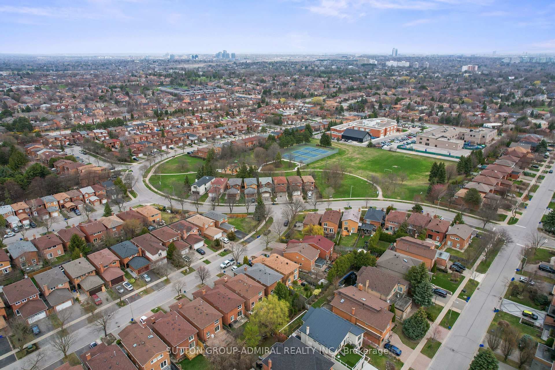116 Patrice Crescent photo 49