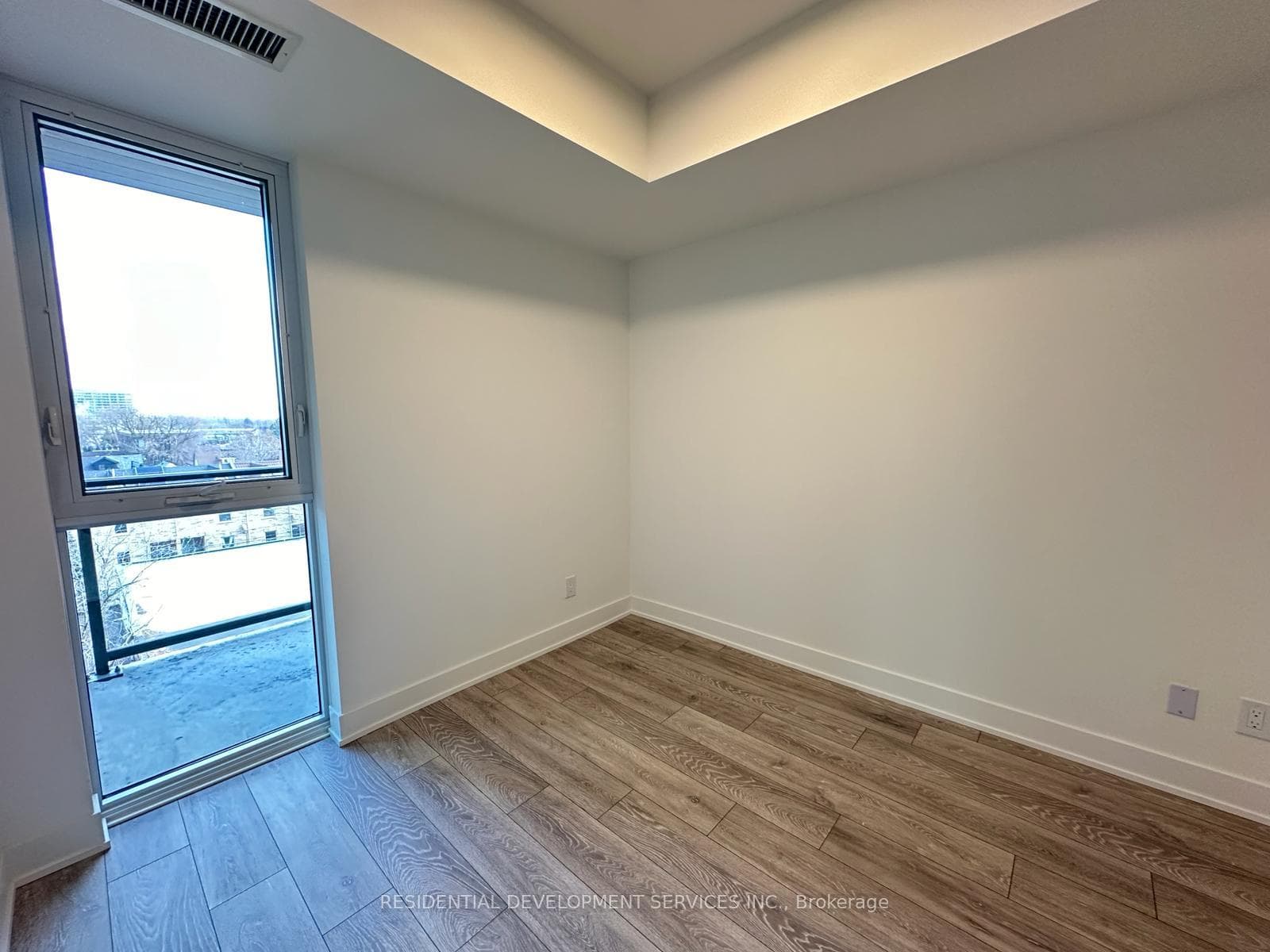 1285 Queen Street Unit 509 photo 6