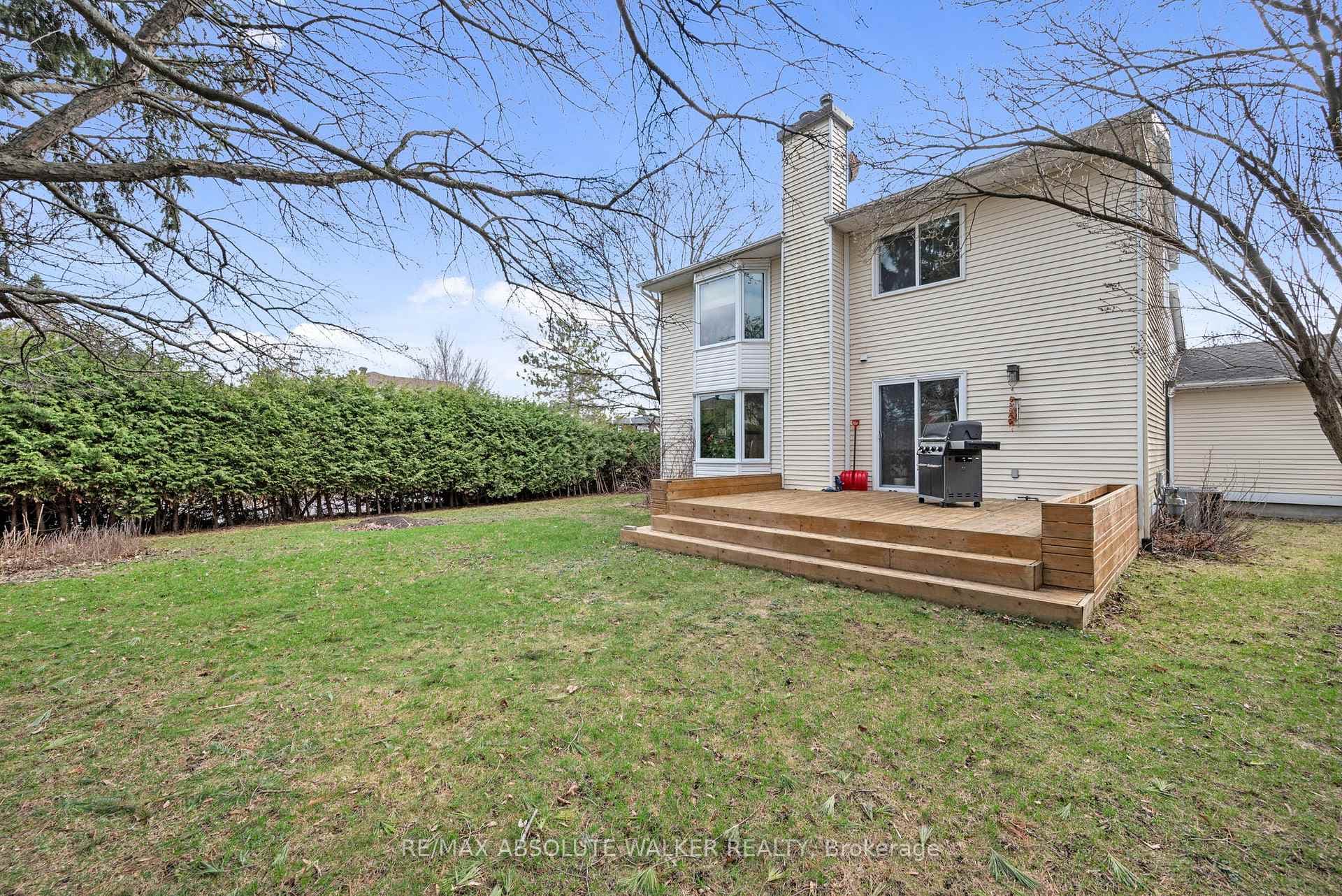 1849 Montereau Avenue photo 46