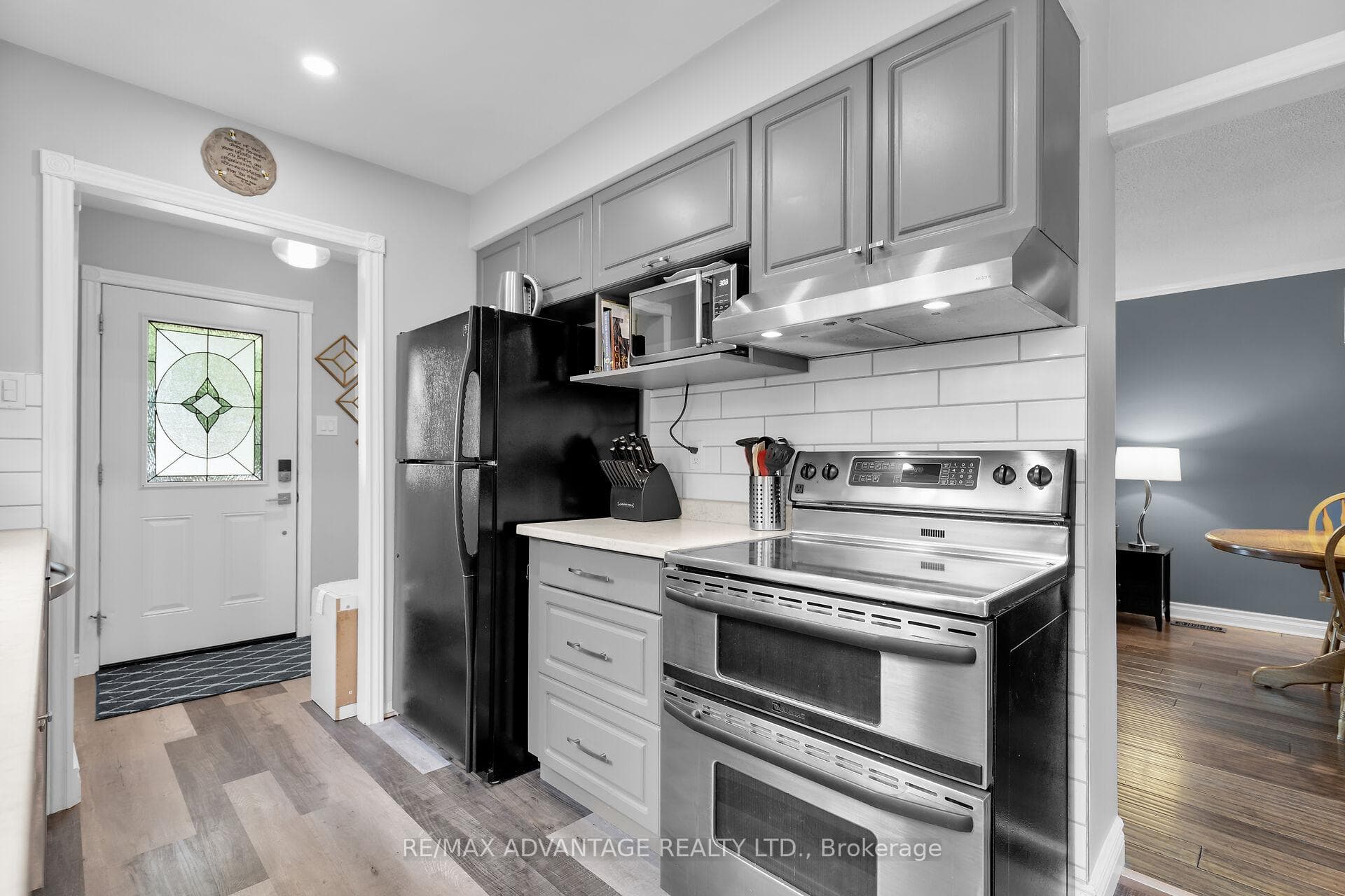 7 Lochern Road photo 6